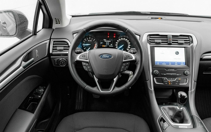 Ford Mondeo cena 73850 przebieg: 124424, rok produkcji 2020 z Sędziszów małe 667